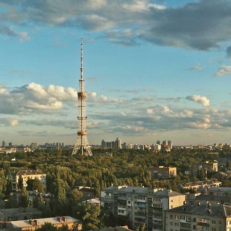 Apartment Near Lukyanovka Square Kiev Buitenkant foto